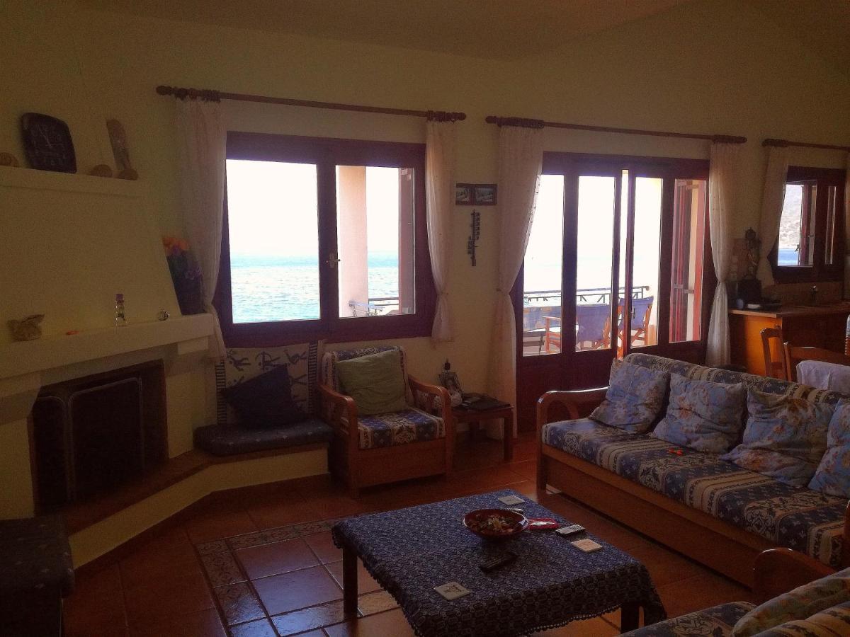 Lazy Farm Villa Prasinon Luaran gambar